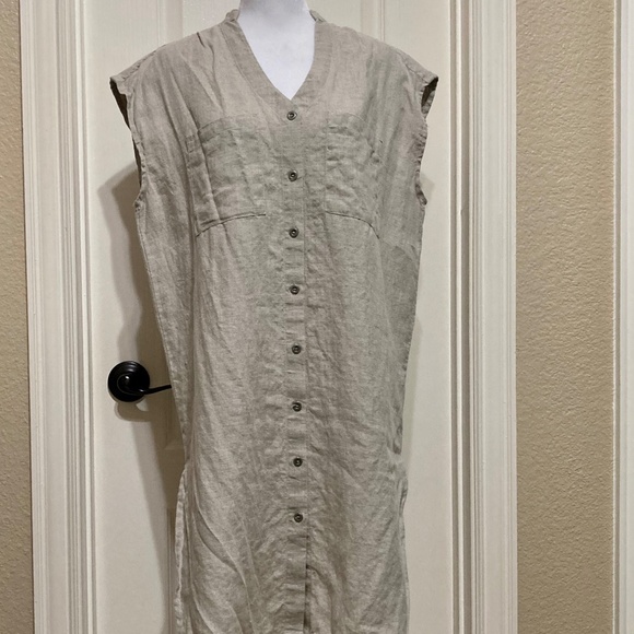 The Shanty Corp Linen Shift Button Dress - Picture 4 of 10